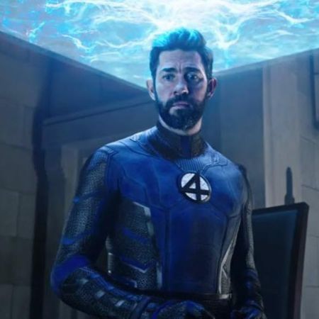 Reed Richards introducing himself to Doctor Strange from Earth-616